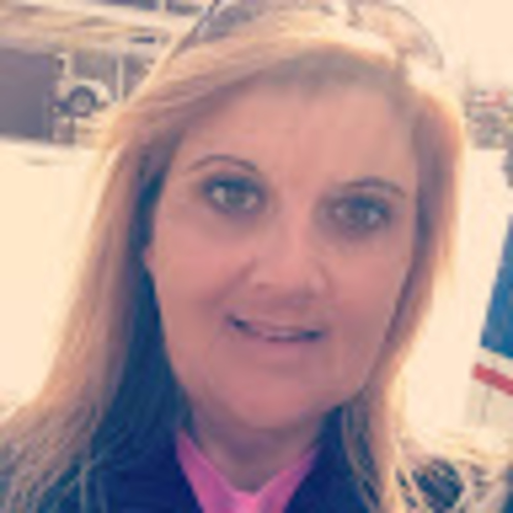 Meet your Posher, Tiffany